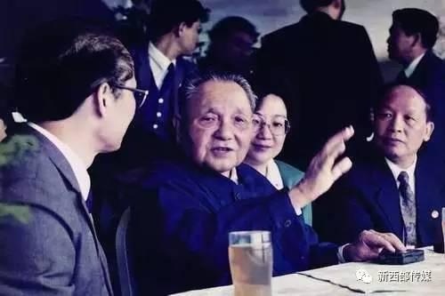 澳门正版传真，历史与现代科技的融合，澳门正版传真，历史与现代科技的完美融合