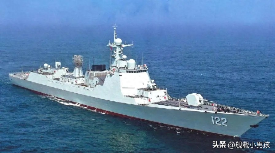 中国海军舰艇一览表 2023 最新概览，中国海军舰艇最新概览 2023 年版