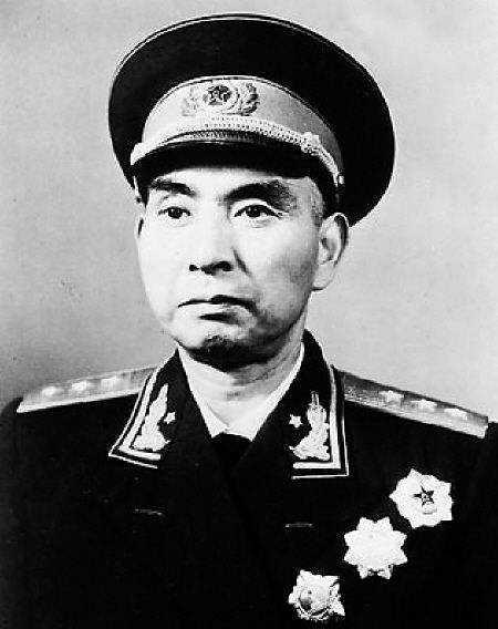 志愿军的几位司令员，英勇无畏的军事领袖，志愿军的英勇军事领袖，无畏司令们的传奇故事