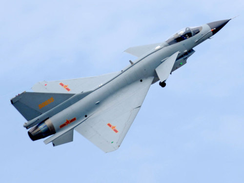 歼-10双座型号，空中巨龙的双眼，歼-10双座型号，空中巨龙的双眼风采