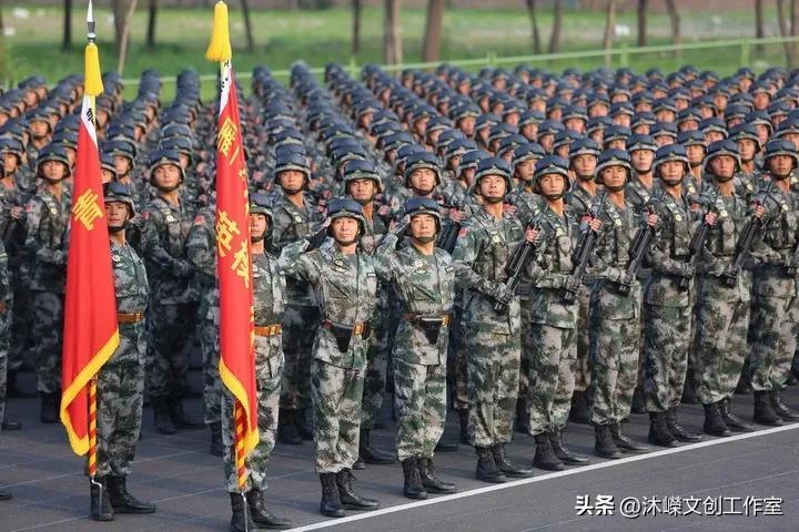 中国人民解放军军旗确定的历程，中国人民解放军军旗确定历程揭秘