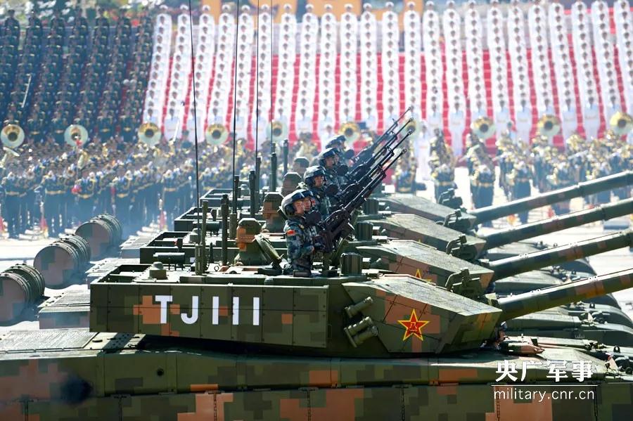 中国2015阅兵武器介绍，展现国防实力与科技进步的壮丽画卷，中国国防实力与科技进步的壮丽画卷，2015阅兵武器深度解析