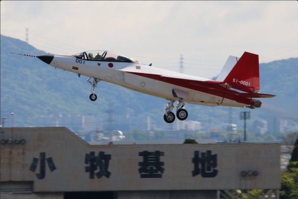 日本心神战斗机的轻量化设计，为什么那么轻？，日本心神战斗机的轻量化设计奥秘，为何如此轻盈？