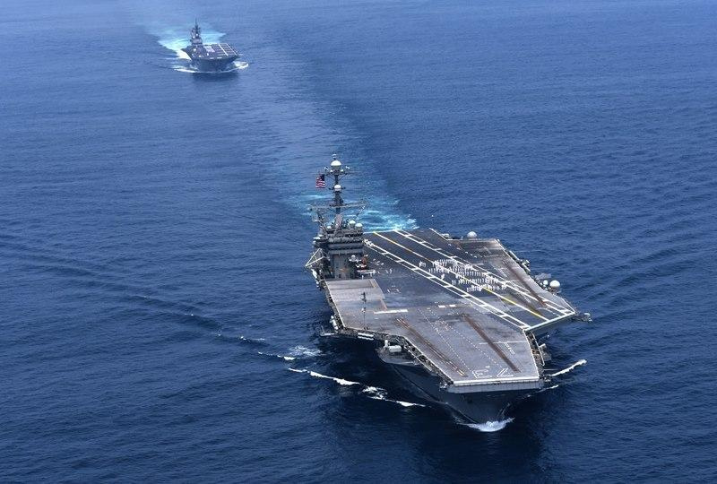 美国的航母都是核动力吗？解析美国航母动力类型及其特点，美国航母动力类型深度解析，核动力还是传统动力？