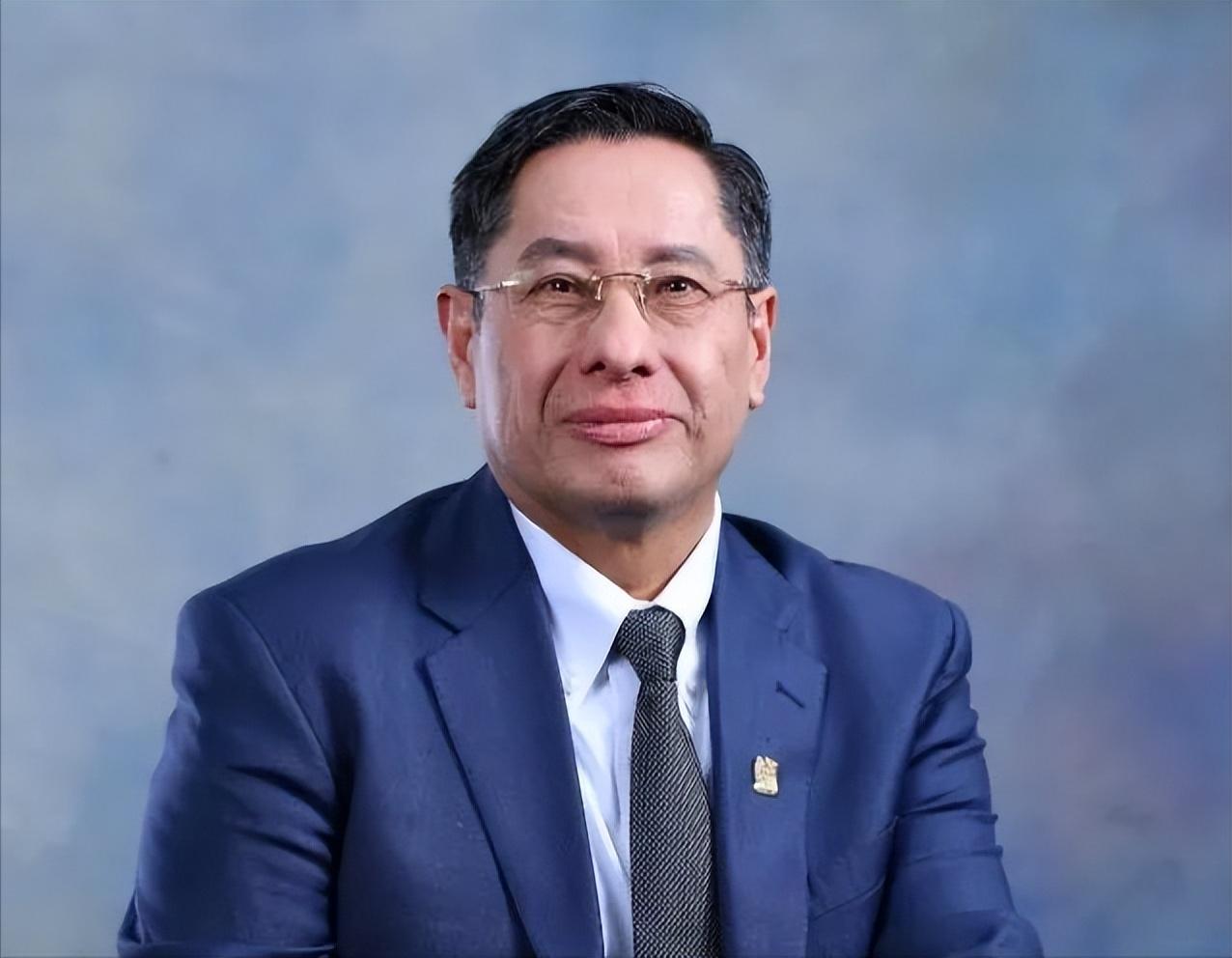 最新新闻消息，全球科技巨头发布重大创新成果，全球科技巨头发布重大创新成果，最新新闻消息揭秘突破进展