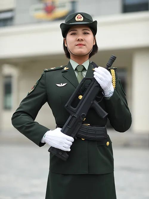 揭秘女兵李温柔的真名，一位普通而又不平凡的战士，揭秘女兵李温柔的真实身份，普通而又不平凡的战士