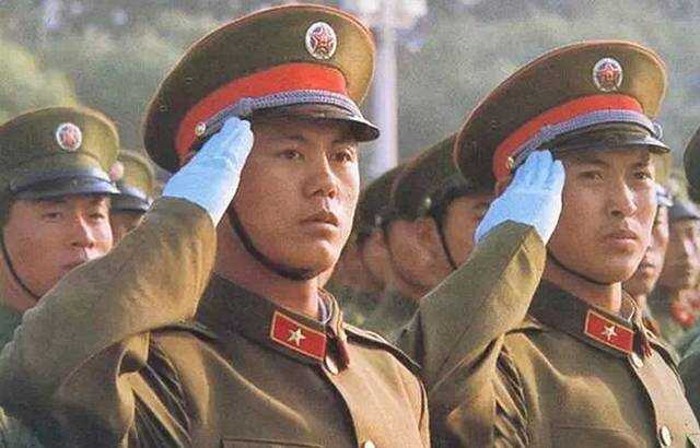 关于我国87式军服缺点的研究分析，我国87式军服缺陷深度解析与研究报告
