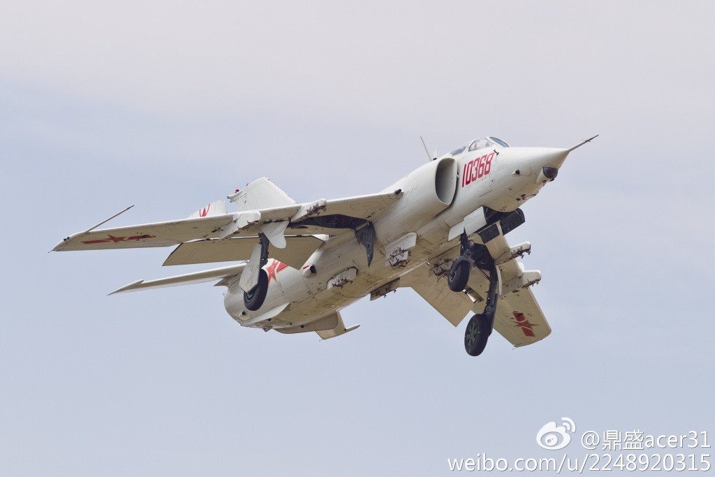 强5攻击机为什么是单程式，强5攻击机为何采用单程式设计？