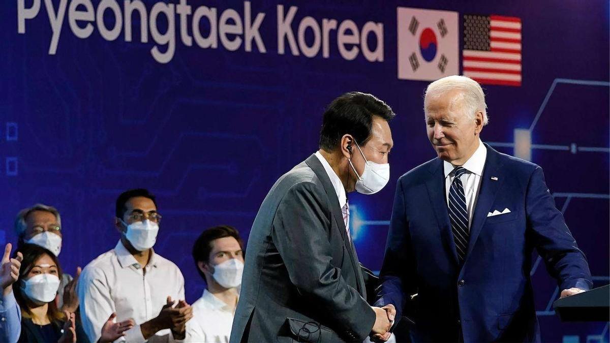 美国如何说服韩国部署萨德反导系统，深层策略与多维对话，美国对韩国的深层策略，说服部署萨德反导系统的多维对话之路