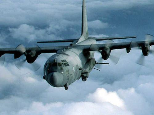 AC-130飞机图片，展现空中巨无霸的震撼与力量，AC-130飞机图片，空中巨无霸的震撼与力量展示