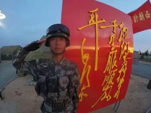 朱日和，从这里走向战场——中国军事转型的见证与启示，中国军事转型见证地朱日和，走向战场的启示与前瞻