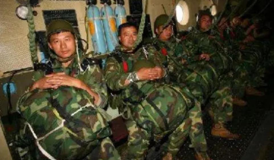 空降兵第十五军编制研究，历史沿革与现状解析，空降兵第十五军编制研究，历史沿革、现状深度解析