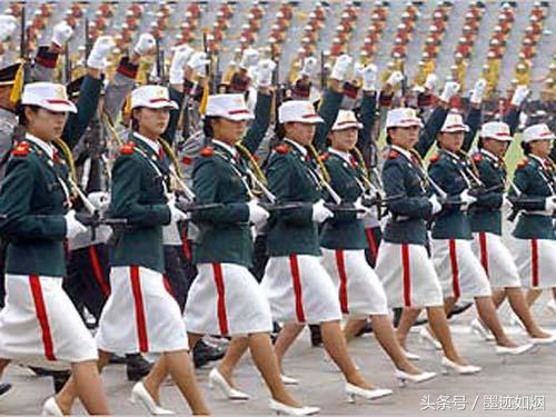 大阅兵女兵方队，荣耀的瞬间与永恒的记忆，大阅兵女兵方队，荣耀瞬间与永恒记忆的传承