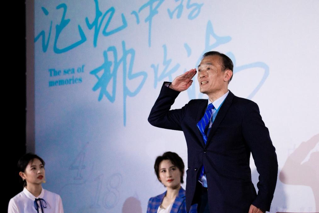 中国海军辉煌七十年，荣耀与梦想共铸的纪念日，中国海军七十年辉煌历程，荣耀与梦想铸就辉煌纪念日