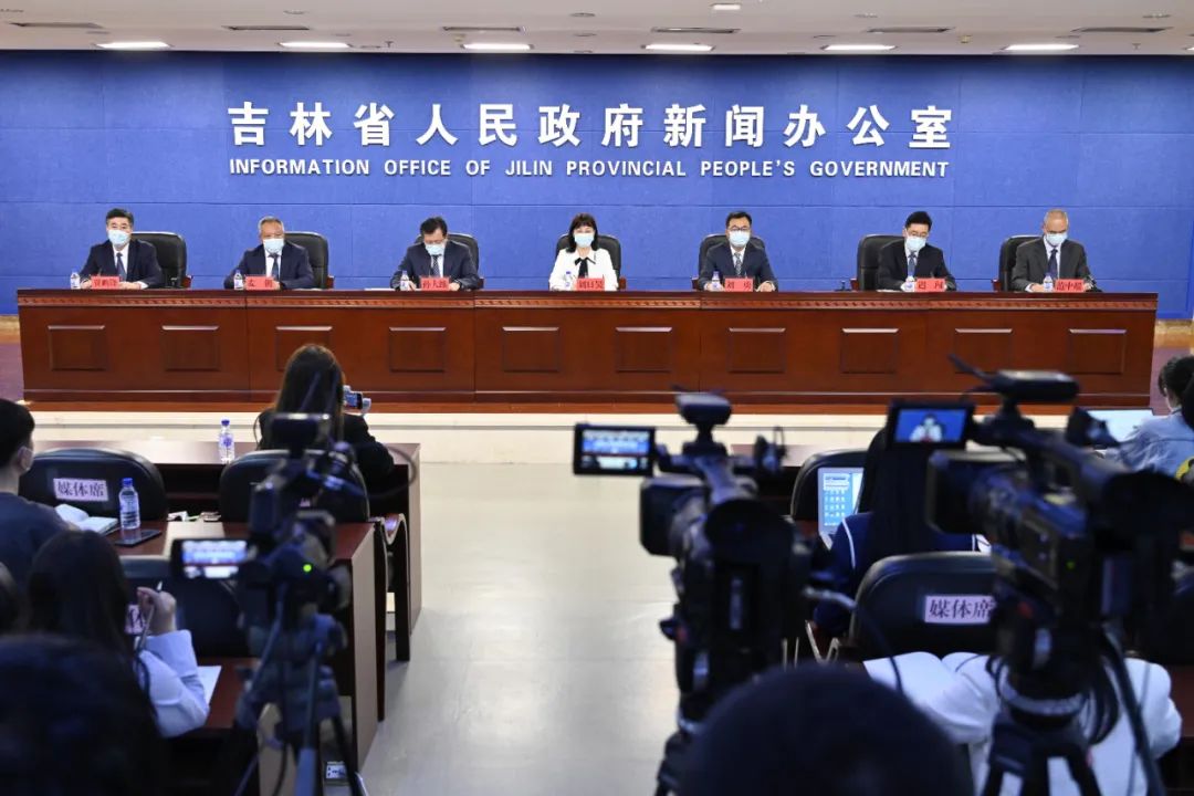 新闻发布会稳经济，策略与前景展望，新闻发布会稳经济政策与前景展望，策略分析与发展趋势预测