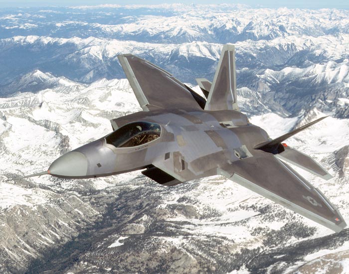F22与F16，哪个更先进？，F22与F16，哪个战斗机更先进？