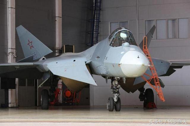 T-50战机，美丽的空中雄狮，T-50战机，空中雄狮之美