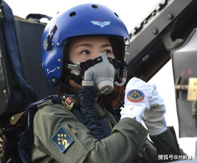 空军飞行员都娶了什么样的伴侣？，空军飞行员的伴侣类型探究，他们选择了怎样的伴侣？