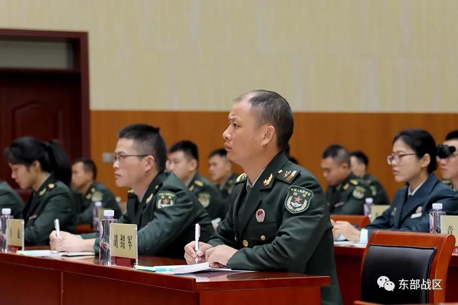 现任东部战区陆军领导公示及其深远意义，东部战区陆军领导公示，新动向及其深远影响