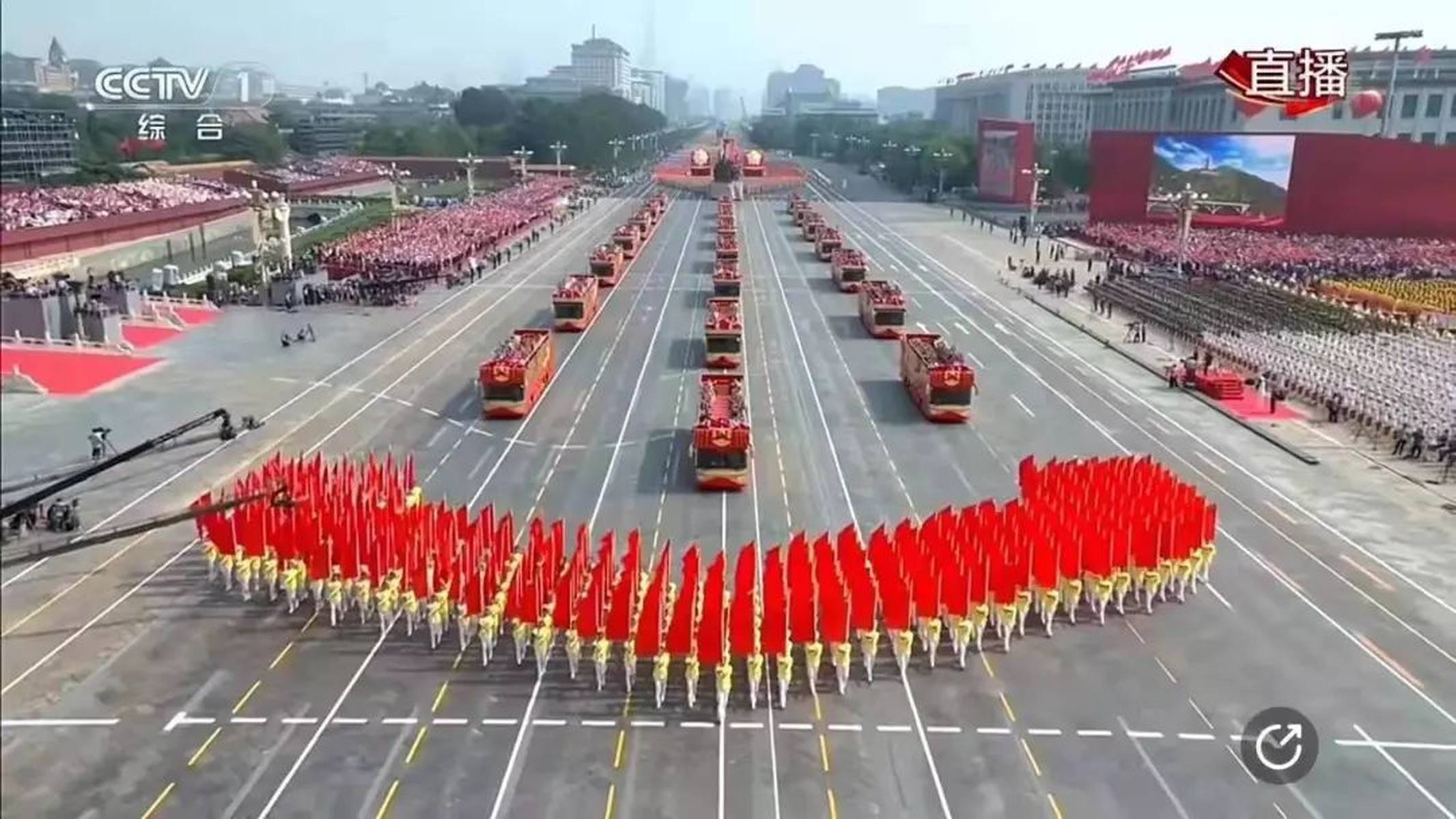 关于庆祝中华人民共和国成立七十周年阅兵中的方队介绍，庆祝中华人民共和国成立七十周年阅兵中的荣耀方队介绍