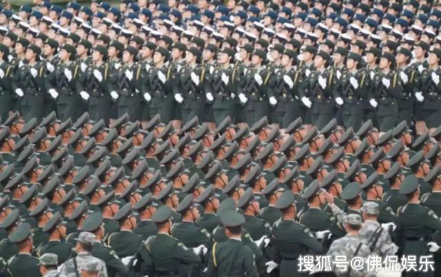 海军70周年阅兵徒步方队，荣耀与力量的展现，海军70周年阅兵徒步方队，荣耀与力量的盛大展示