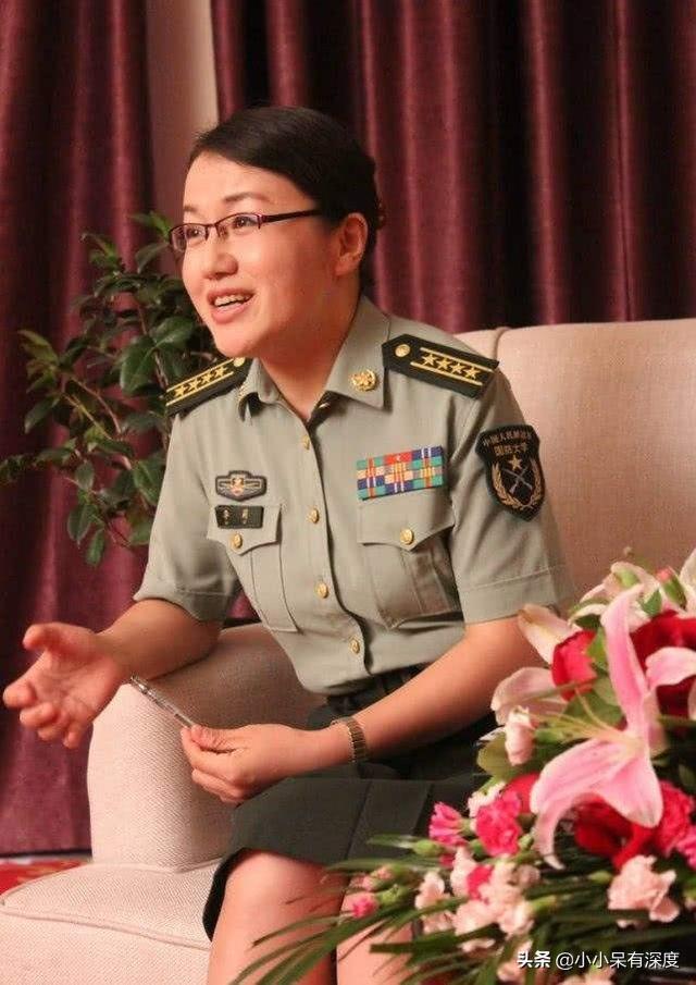 国防大学李莉转业，军旅生涯的结束，人生新篇章的开启，李莉转业国防大学，开启人生新篇章，军旅生涯终章时刻来临