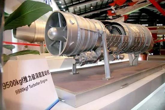隐形战斗机是如何实现隐形功能的？，隐形战斗机如何实现隐形功能揭秘
