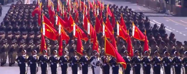阅兵式，动作描写的艺术，阅兵式的艺术，动作描写的魅力展现