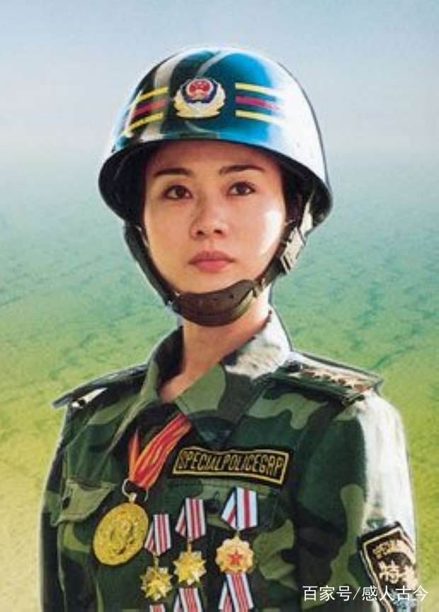 女武警军装照片，荣耀与责任的象征，女武警军装照，荣耀与责任的展现