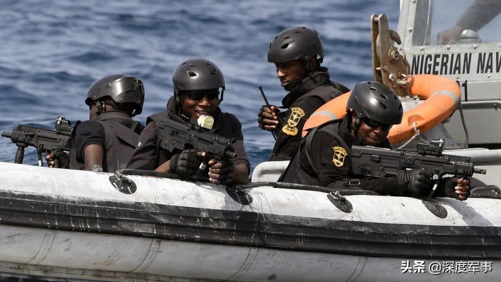 中国海警抓捕海盗，捍卫海洋安全的重要行动，中国海警重要行动，抓捕海盗捍卫海洋安全