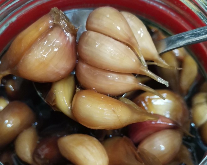 醋泡大蒜的正确做法及其魅力，醋泡大蒜的制作方法与魅力探究