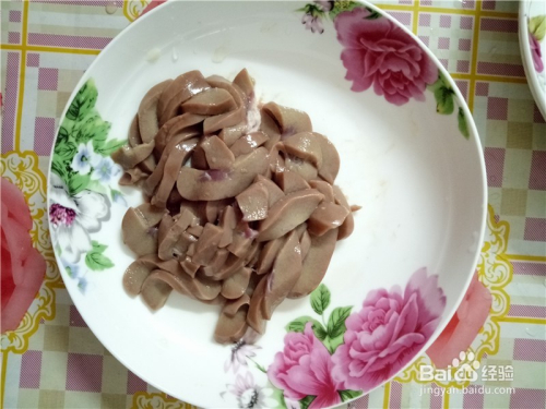 家常美味，炒猪腰子的制作视频教程，家常美味，炒猪腰子制作教程视频