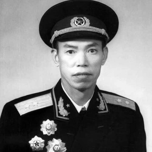 中国人民解放军陆军第38集团军历任政治委员及其历史贡献，中国人民解放军陆军第38集团军历任政治委员及其历史贡献概览