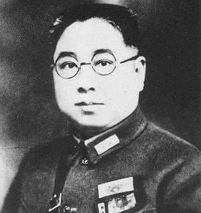 中国空军航空大学与岳麓山的壮丽篇章，中国空军航空大学与岳麓山的辉煌篇章