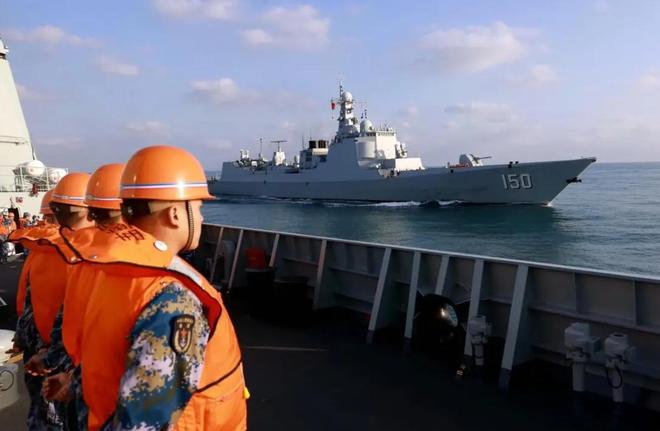 海军每天的训练，探索海洋力量的日常锻造，海军日常训练，锻造海洋力量的不懈之旅