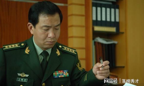 丁晓兵妻子
