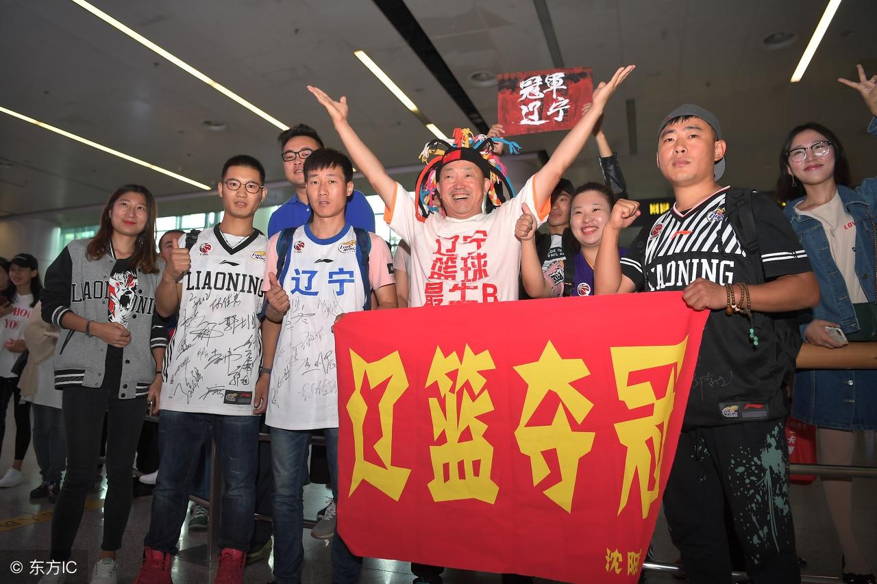 辽宁号航母经过土耳其，一次重要的国际海事交流，辽宁号航母经过土耳其，国际海事交流的重要时刻