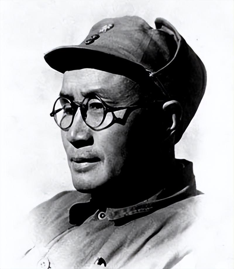十大将军有哪些，历史上的杰出军事领袖，历史上的十大杰出军事领袖，揭秘杰出军事领袖的传奇故事