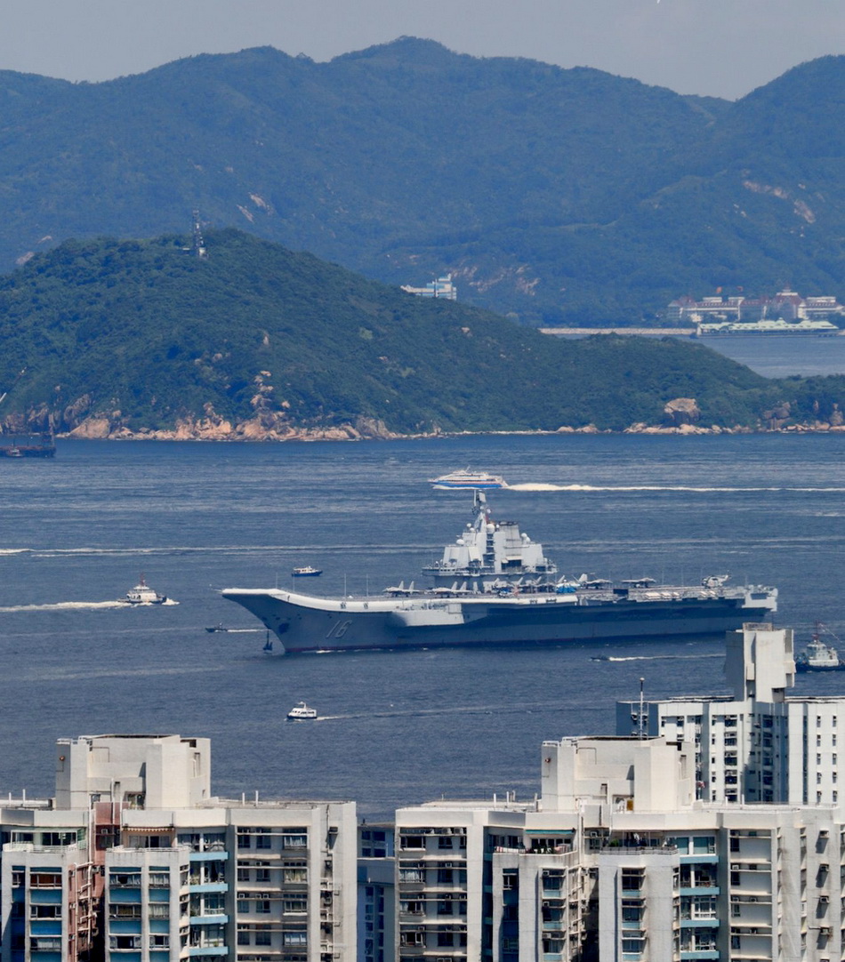 辽宁号航母停靠香港，展现中国海军力量的重要时刻，辽宁号航母停靠香港，中国海军力量的重要展示时刻