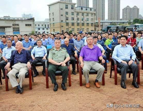 房兵讲军事视频，深度解析军事知识，普及国防教育，房兵军事解析视频，深度探讨军事知识，普及国防教育之道