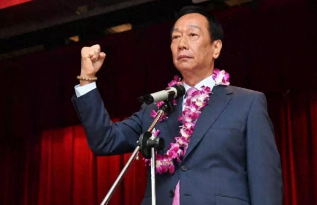 军事频道特约评论员李莉，深度解析军事时事，传递专业独到见解，军事频道特约评论员李莉深度解读军事时事，传递独到见解