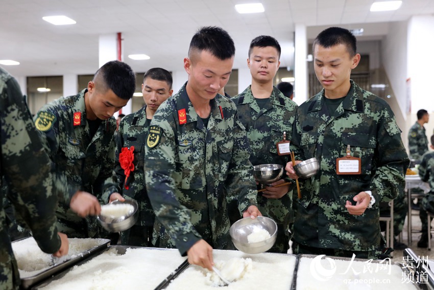 武警老兵打新兵，反思与探讨，武警老兵打新兵事件，深度反思与探讨