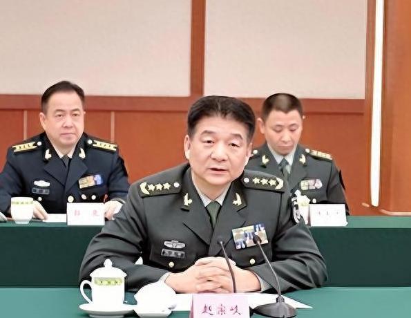 目前在职上将多少人，探究军队高层领导结构，揭秘军队高层领导结构，目前在职高层领导人数统计