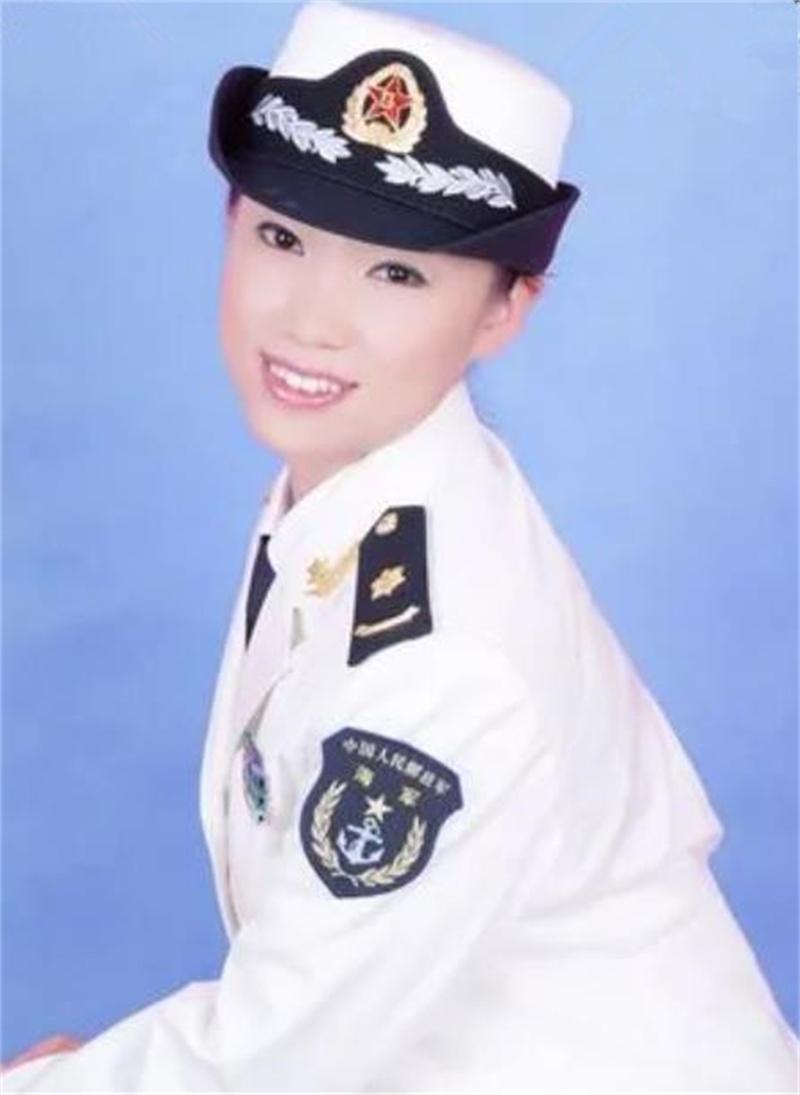 导弹快艇的图片，揭示其历史背景与军事力量，导弹快艇的历史背景与军事力量揭秘，图片展示其威力