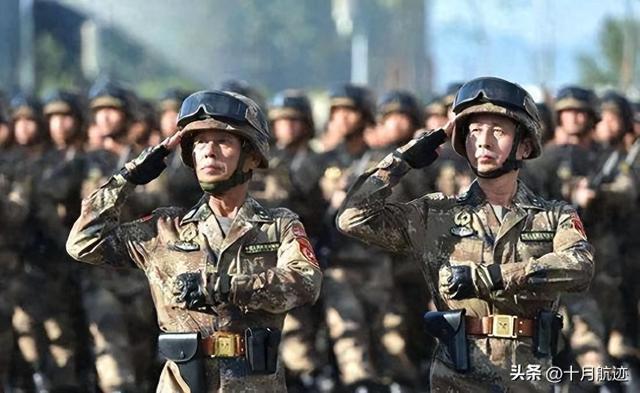 集团军副参谋长是什么级别？一篇文章深度解析其职务与地位，集团军副参谋长的职务与地位解析，级别深度探讨